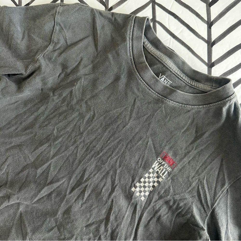 Vans Size S Long Sleeve Cropped Gray Vans Off the Wall Shirt